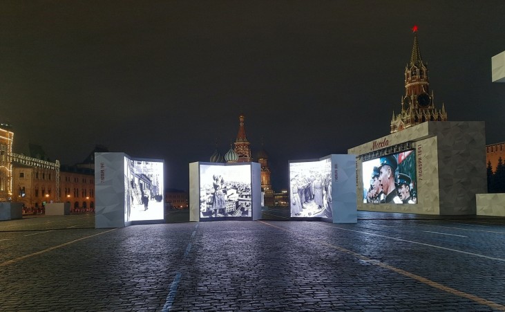 Сайт Студии "ВоенФильм": Музей под открытым небом на Красной площади
